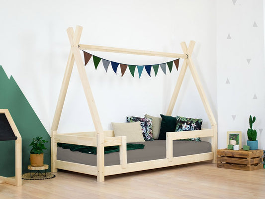 Tipi -Kinderbett mit Nakana -Barrieren
