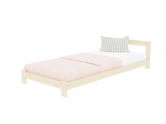 Simplesmente cama infantil com cabeceira