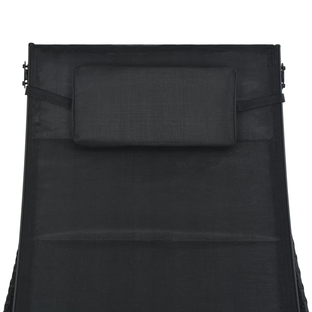 Silla larga de resina trenzada y textileno negro