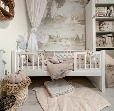 Alma child bed