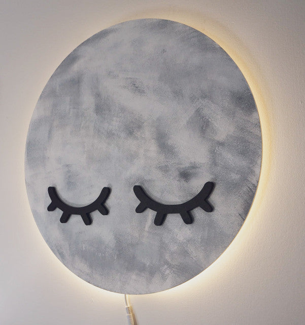 Pretty whale wall light