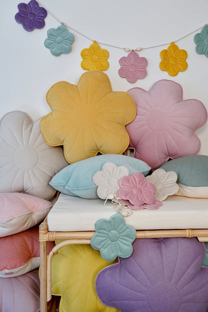 Fiori di velluto di ghirlanda decorativa "Bouquet arcobaleno"