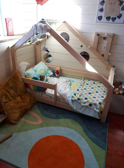 Mila DMS Hut Bed com barreiras