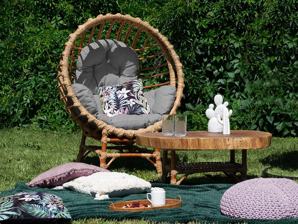 Fauteuil Cocooning de jardin en bois de saule LAURA