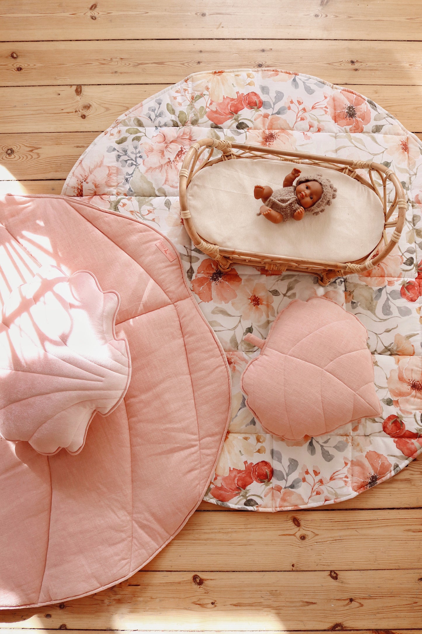Tapis moelleux pour enfant fleuri "Flower Power"