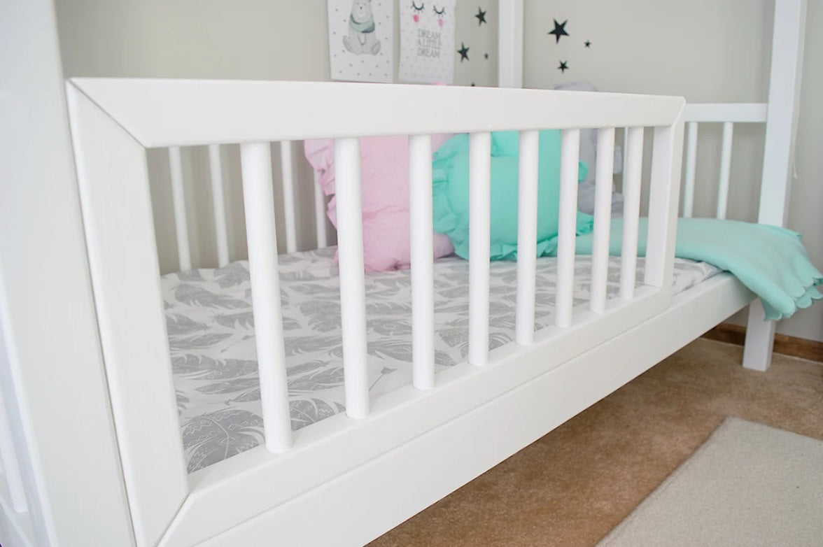 Luna Hut Bed
