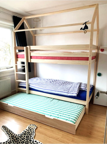 Bunk cabin bed with mia drawer