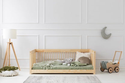 Child bed with high bars cww