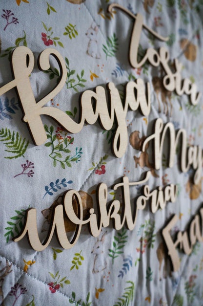 Hermosa decoración de pared Nombre de niño de madera natural