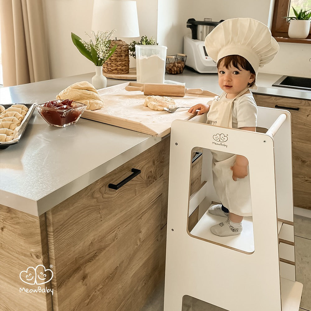 Cucina aiuta la torre di osservazione in legno per lo sgabello scandi per bambini