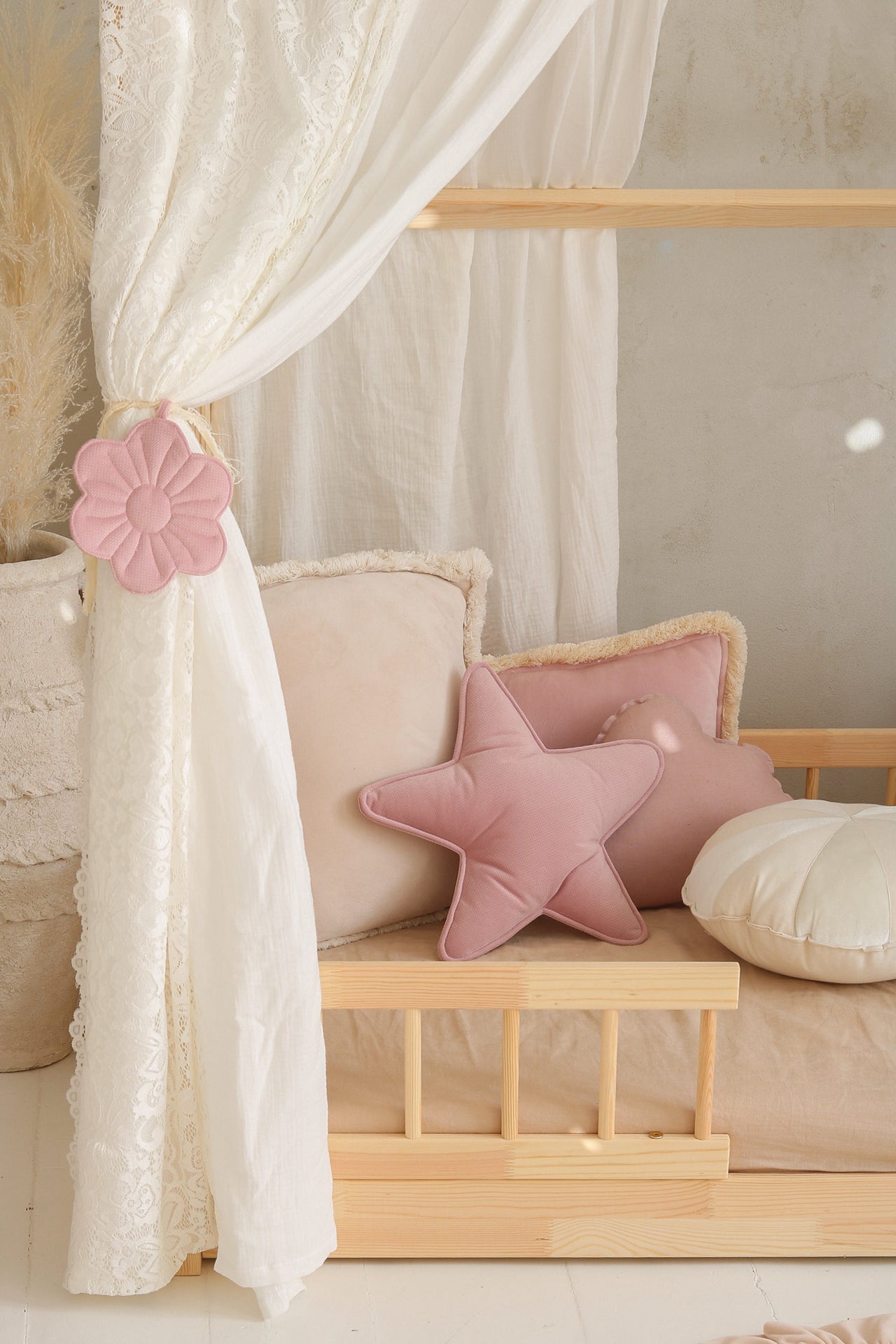 Curtain Cabin Pink Cabin "Forget me not"