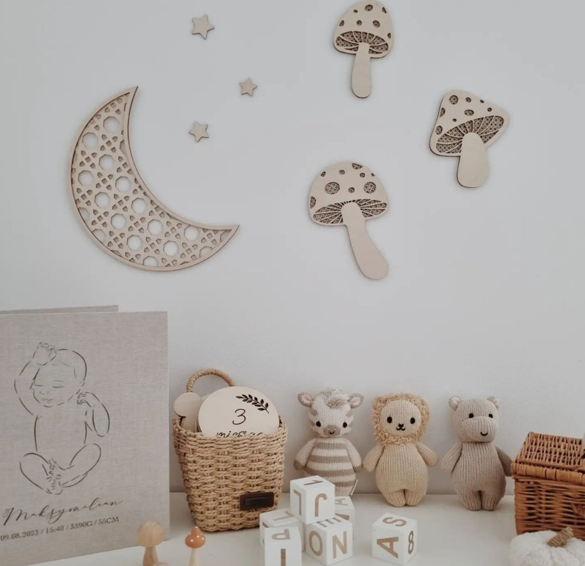 Bela decoração de parede da lua de vime