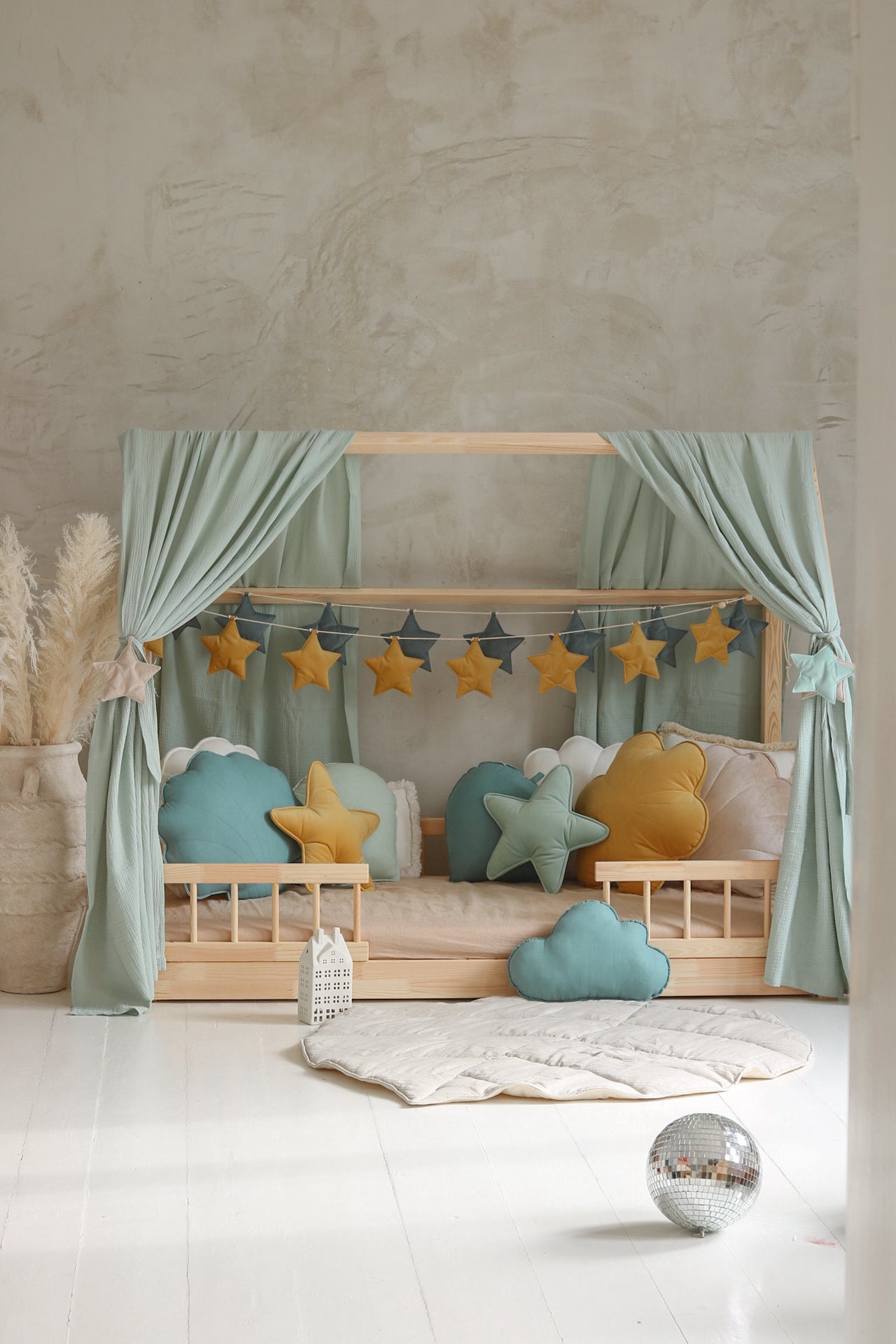 Guirlande décorative étoiles en velours vert océan "Grey Mint Dust"