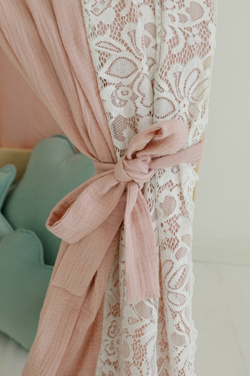 Rideau Toile de lit Cabane Boho Rose dentelles