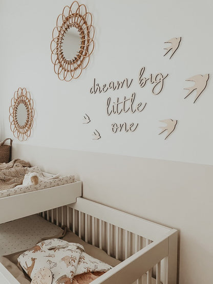 Belle écriture décorative murale "dream big little one" + décorations