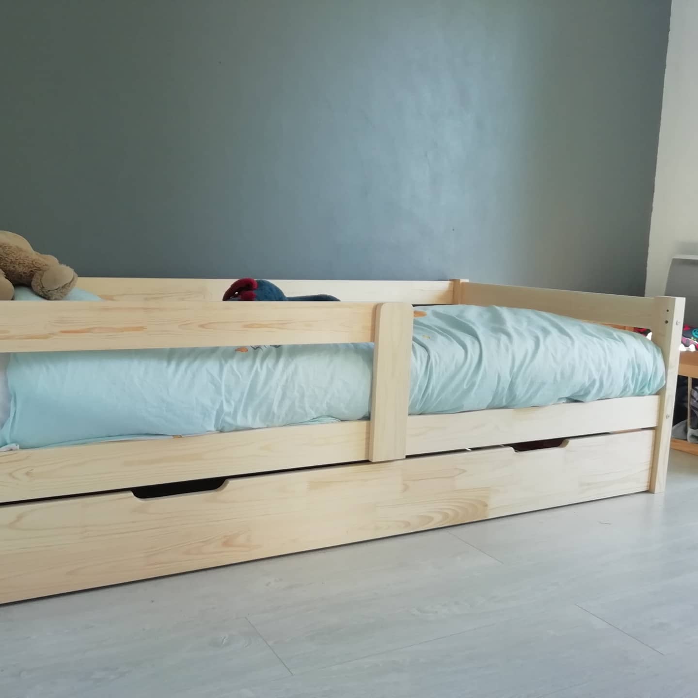 Lit enfant Simple avec tiroir