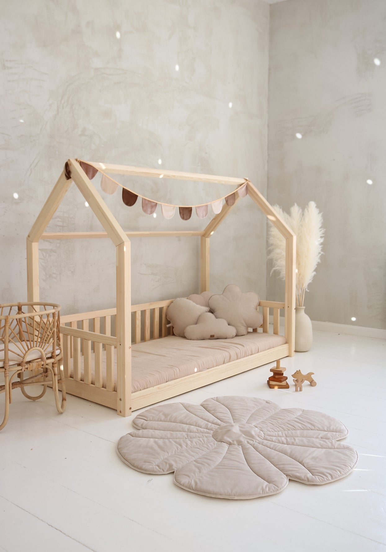 Tapis moelleux velours pour enfant flower Crème "Cream yucca"