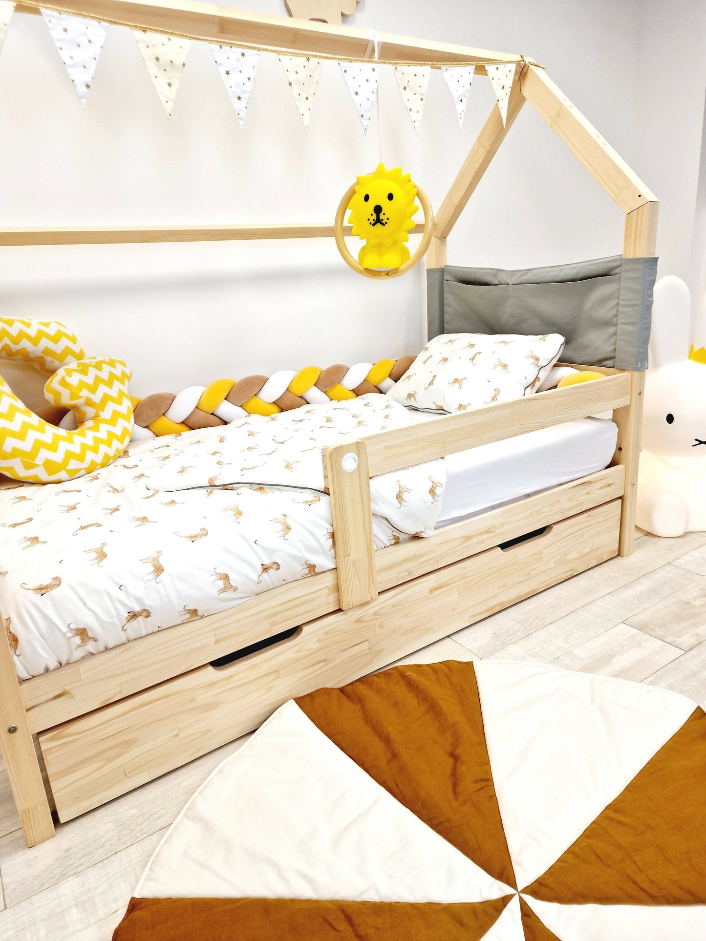 Mia Cabin Bed com barreiras e gavetas