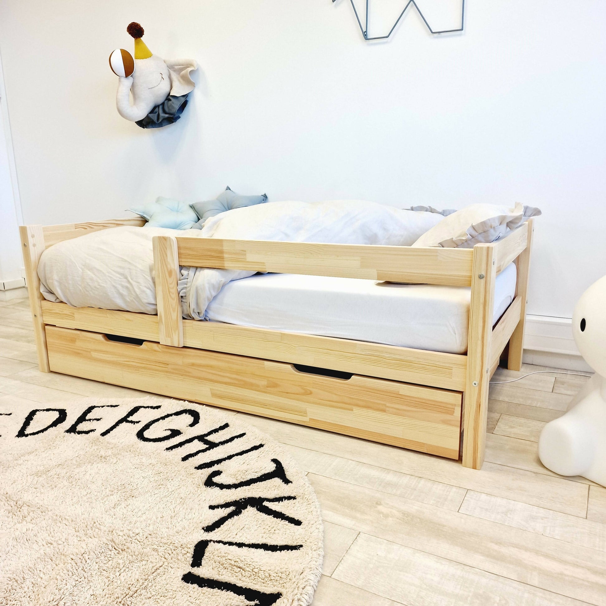 Lit enfant Simple avec tiroir