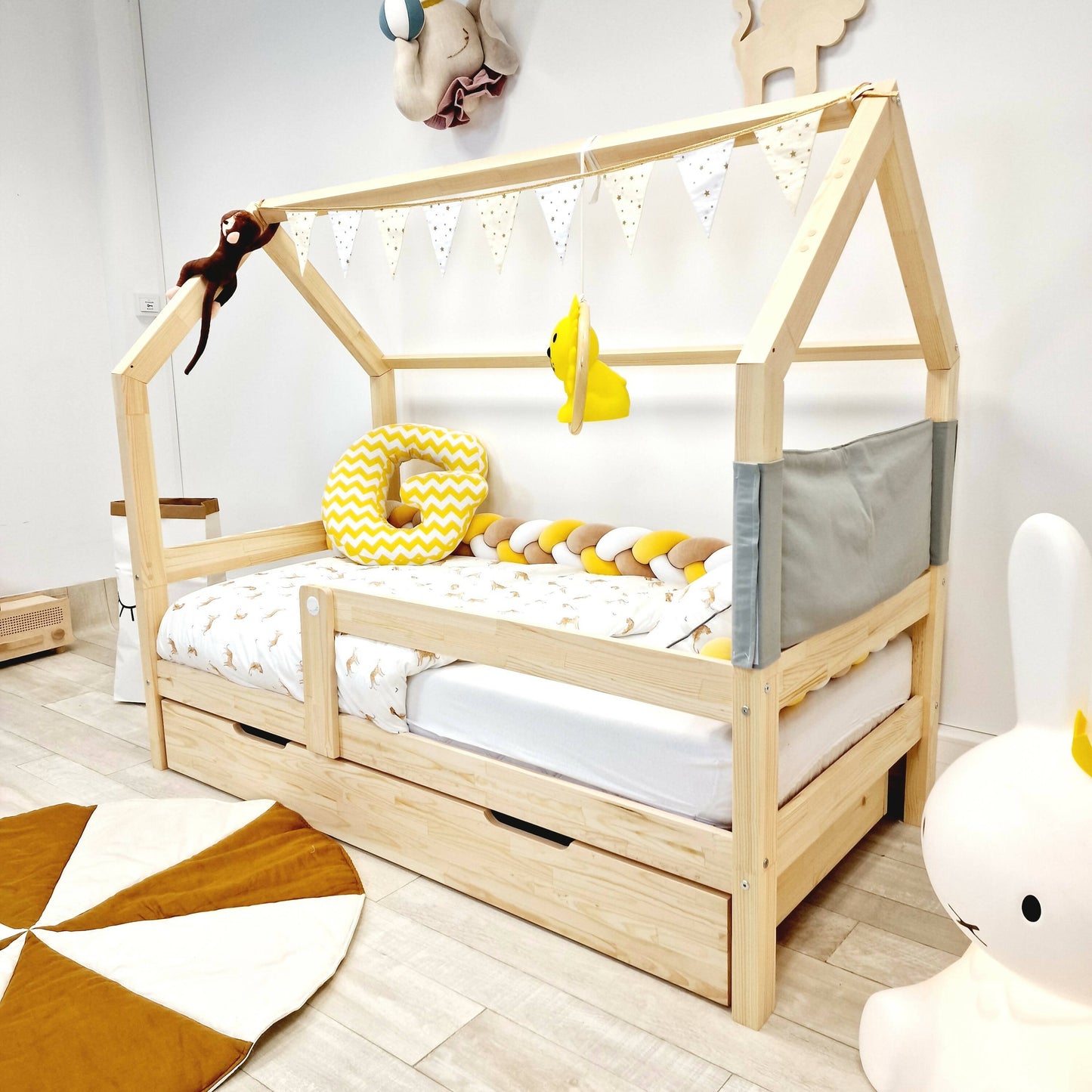 Mia Cabin Bed com barreiras e gavetas